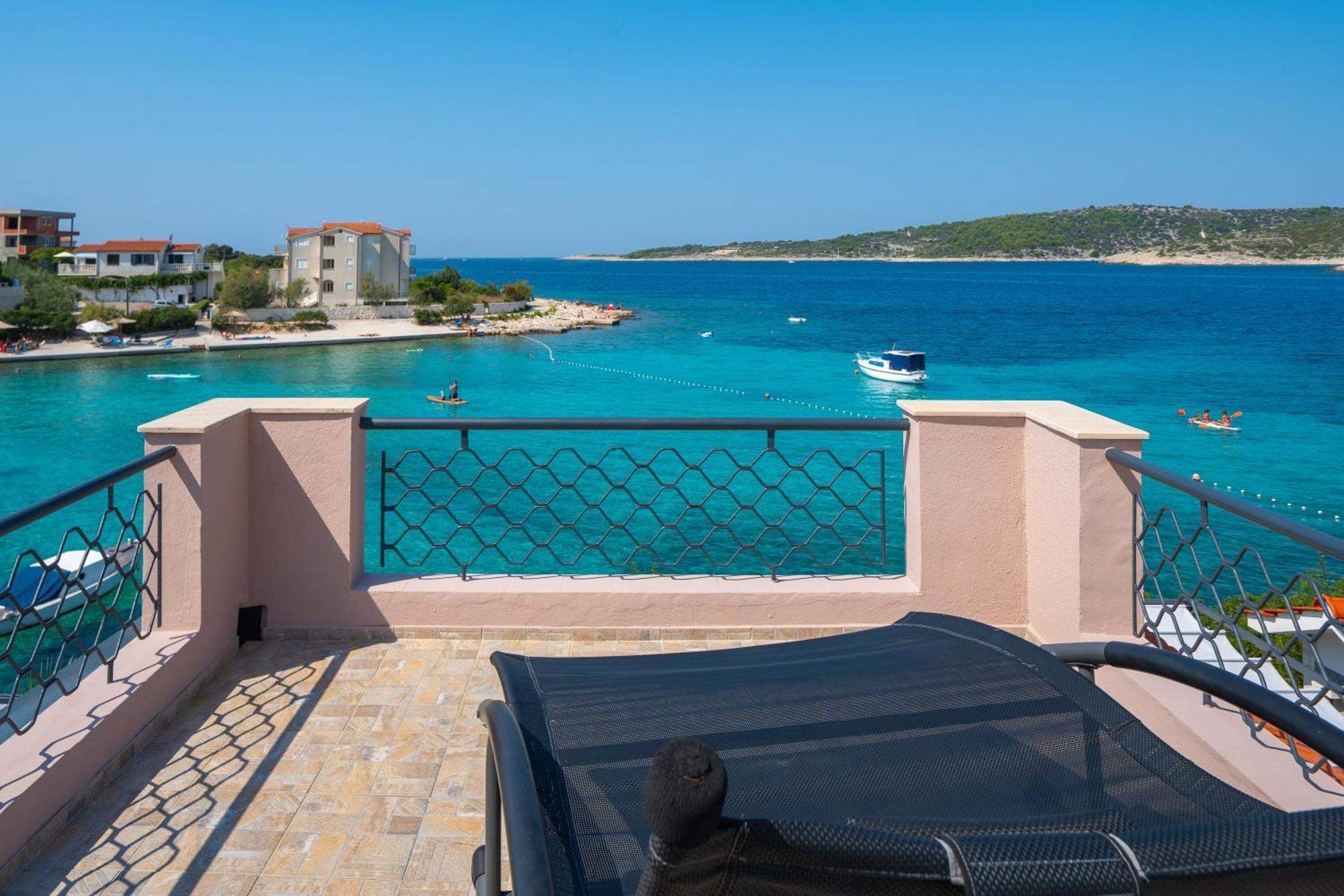 Seaside House For Families With Children Kanica, Rogoznica - 16304 ภายนอก รูปภาพ