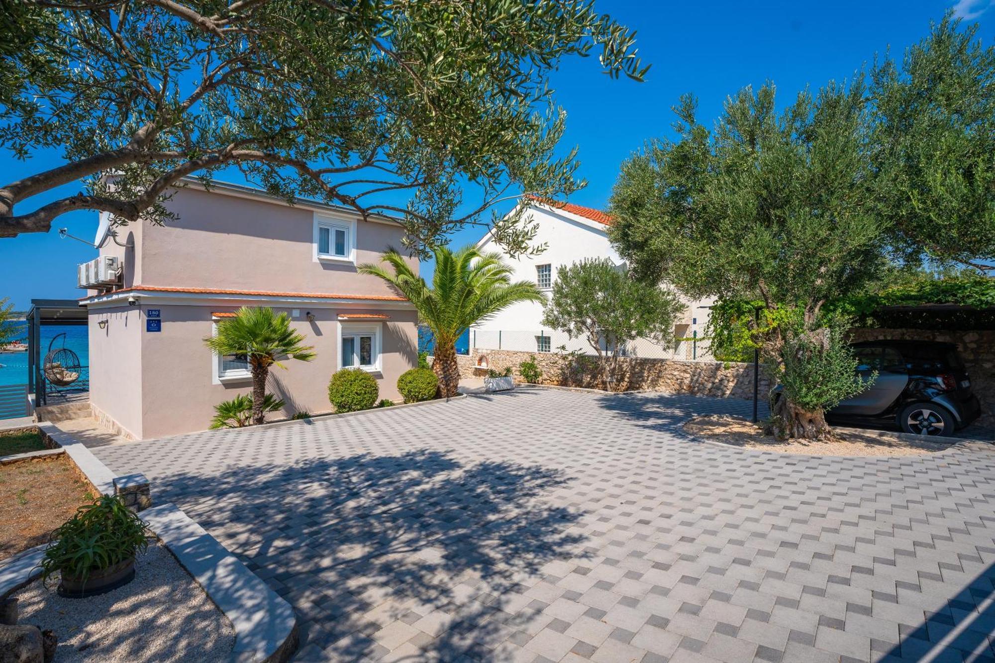 Seaside House For Families With Children Kanica, Rogoznica - 16304 ภายนอก รูปภาพ